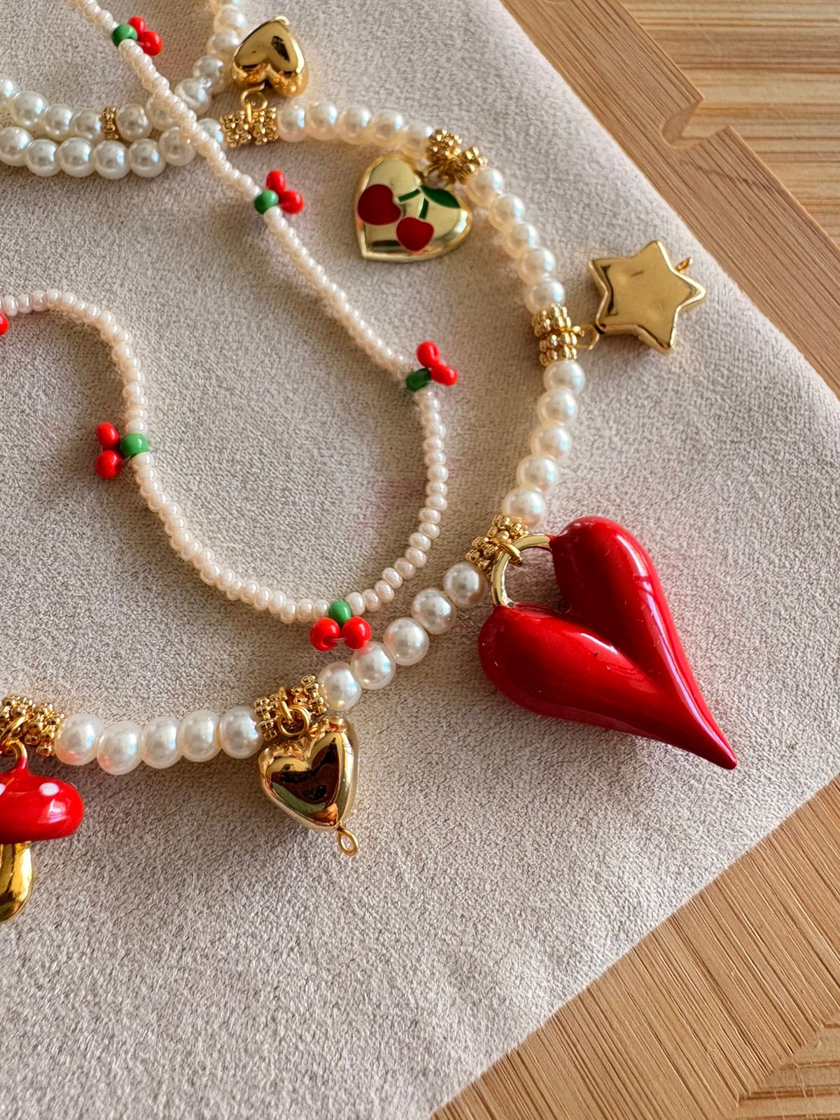 Collar Dúo Corazón con Cerezas